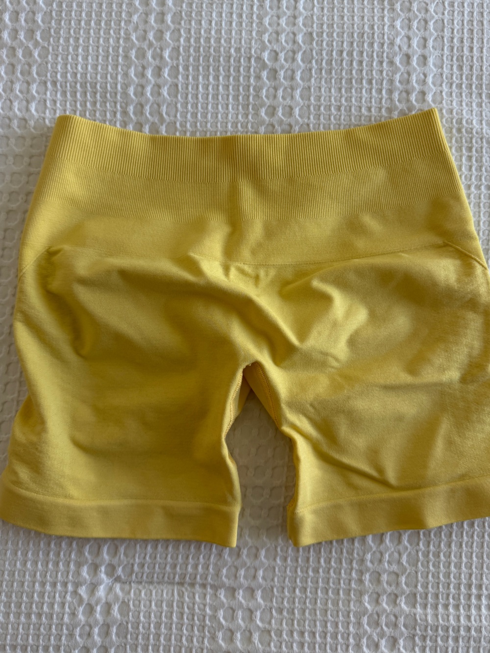 Alphalete Contour Mid Rise Shorts